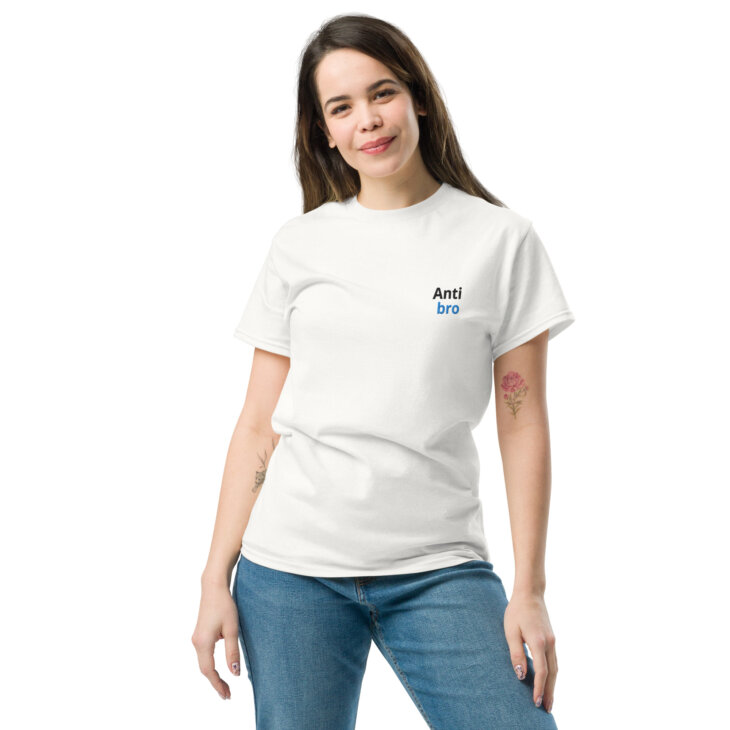 Camiseta "Anti Bro" Bordado